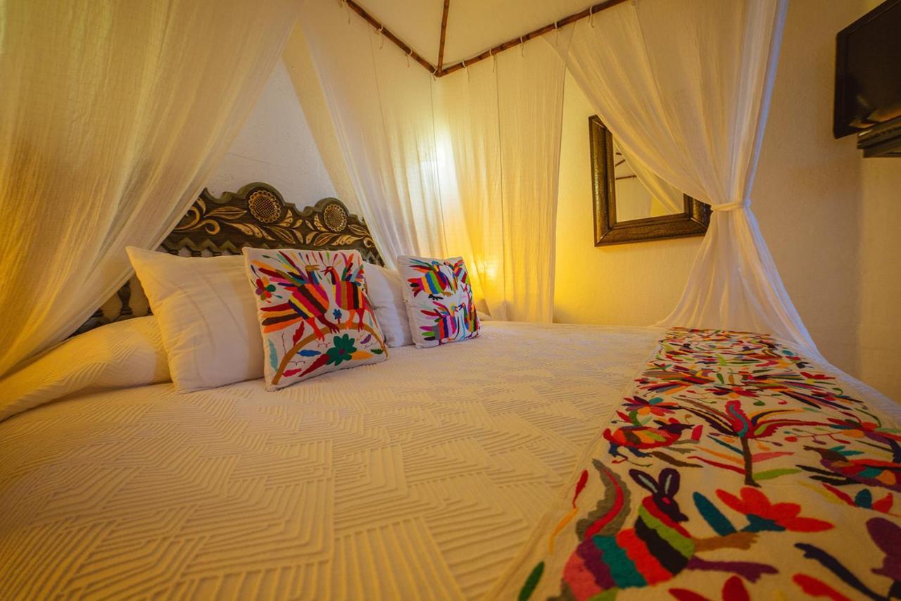 Espuma Hotel - Adults Only Zihuatanejo Exterior photo